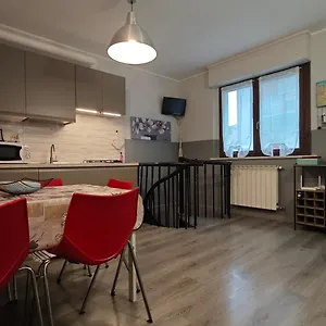 Appartement Aleph With Private Parking, Next Train Station, Côme